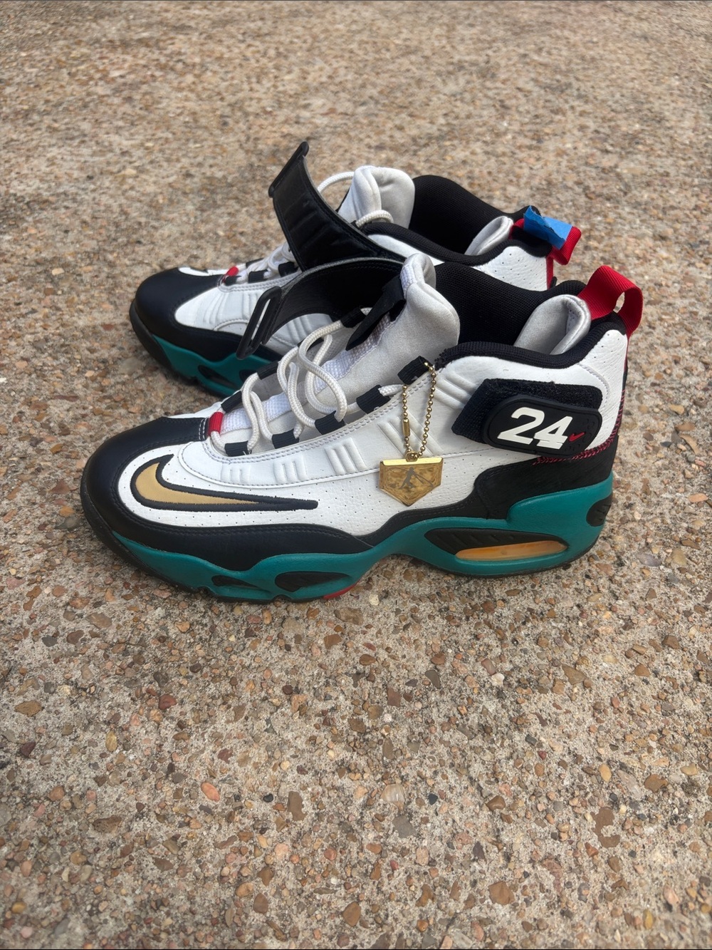 Nike Men’s White Black Teal Gold Basketball Sneakers